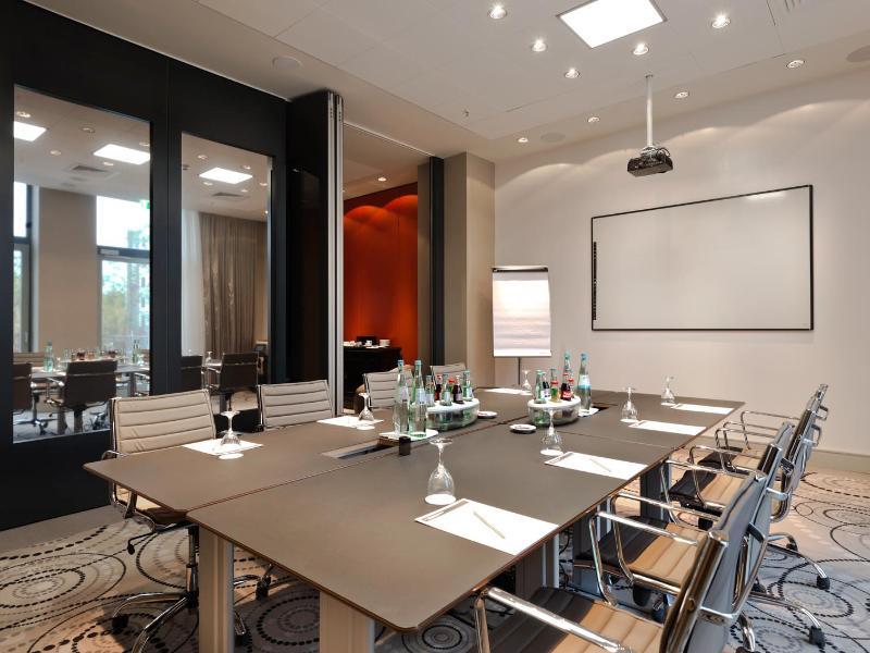 Hotel Berlin Potsdamer Platz By Leonardo Hotels Exterior photo
