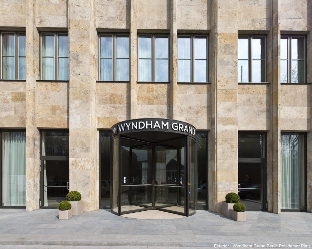 Hotel Berlin Potsdamer Platz By Leonardo Hotels Exterior photo