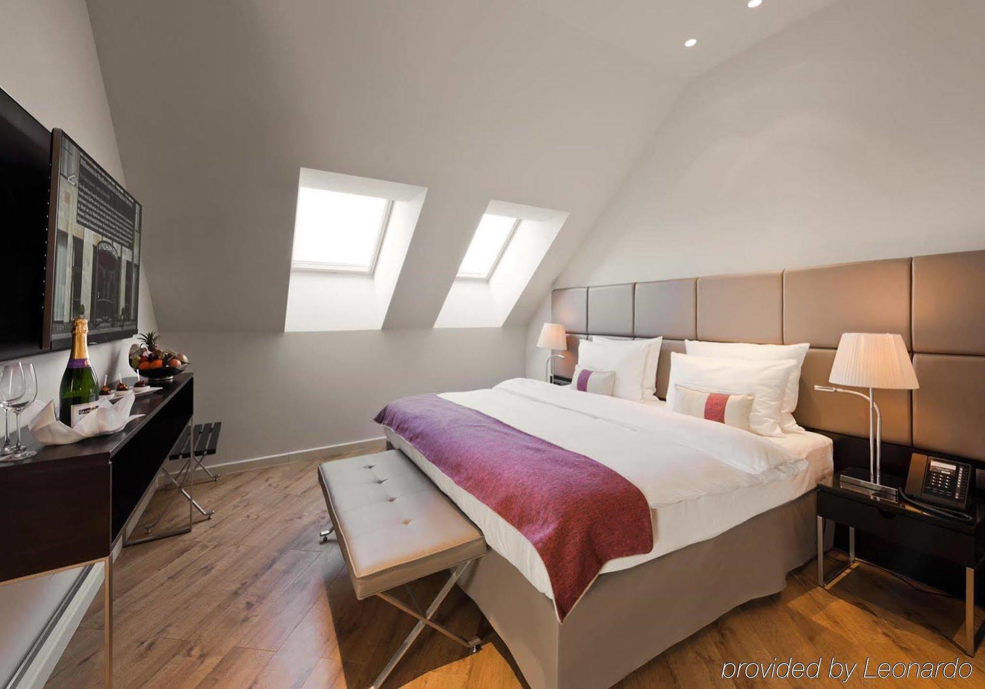 Hotel Berlin Potsdamer Platz By Leonardo Hotels Exterior photo