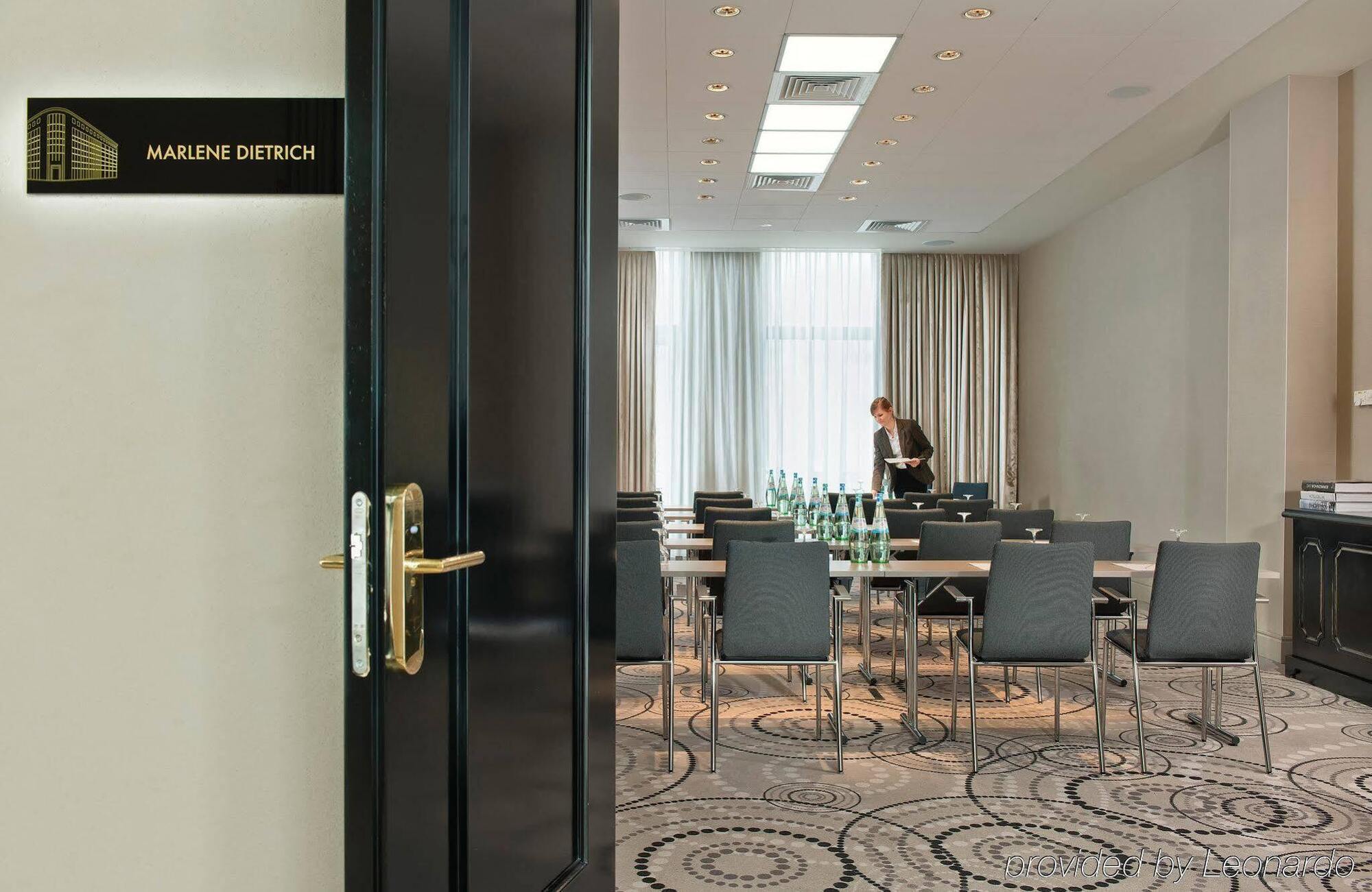 Hotel Berlin Potsdamer Platz By Leonardo Hotels Exterior photo